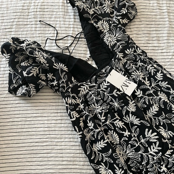 NWT Zara Embroidered Zara Dress - Picture 9 of 10